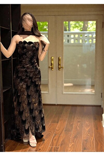 STAYILK DRESSES فستان سهره طويل قطيفه مطرز بالخرز مع شال جورجيت من 🤎🤎🤎🤎