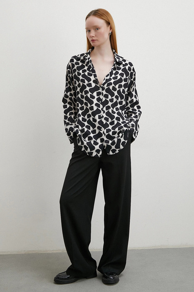 TRENDQUEL Contrast patterned maroon viscose shirt black