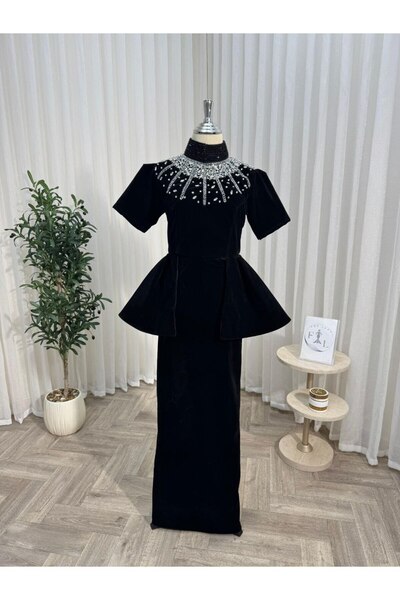 KfUaLİİ New arrival! Original Four Lady evening dress. Fabric type: Felt. Hand embroidery. ✨