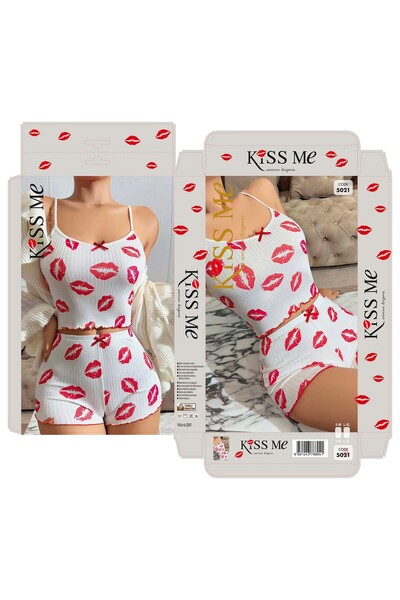 Ruselin Kadın Beyaz Dudak Desenli Şortlu Gecelik Takımı