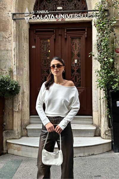 MODA Kadın Beyaz Kayık Yaka Uzun Kollu Yarasa Kol Oversize Crop Bluz