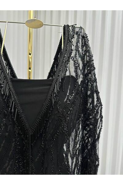 KFKcraft The fabric has arrived 👇🏻 Outer piece: Beaded trim. Lining: Crepe stretch.