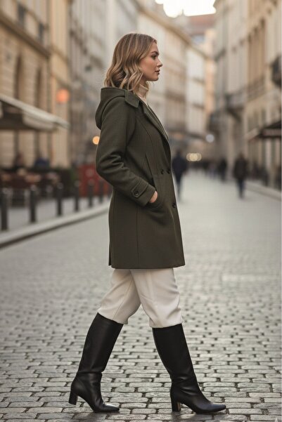 Sacrosa Yaka Detaylı Büyük Düğmeli Kaşe Kaban