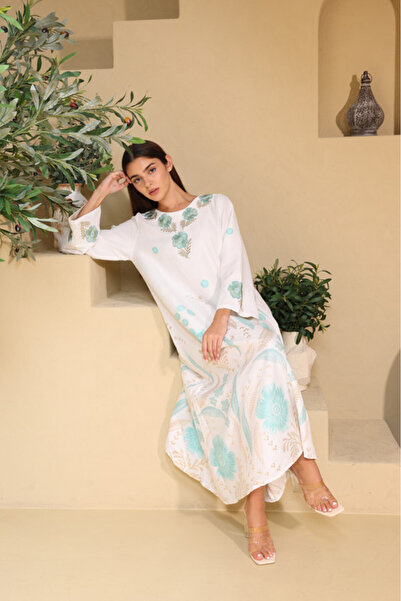 IKKXA Floral Details Classic Linen Jalabiya