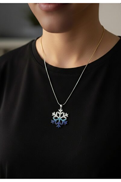 stainless steell قلادة على شكل ندفة الثلج مع سلسلة فضية اللون وحجر الزركون ال...