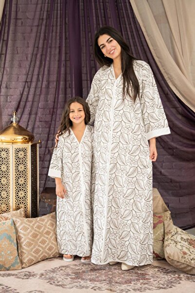 AFandina جلابية الام والبنت مميزة بتطريز هادئ ولمسة عصريةSM -28