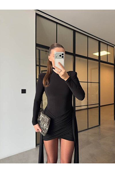 BB Bensu Buyruk VATKALI ÇİFT KUYRUKLU DRAPELİ ELBİSE