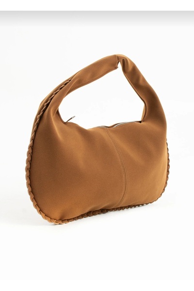 shop حقيبة كتف رياضية أنيقة من جلد الغزال على شكل باجيت