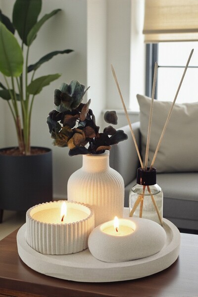 moontime alaçatı Şık Dekoratif Tepsi Seti: Vazo, Mumlar ve Oda Kokusu Hediye