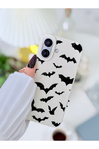 Go Aksesuar غطاء حماية مرن من السيليكون متوافق مع آيفون 16 بتصميم الخفاش