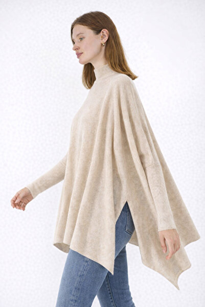 MISSRUBA Kadın Yırtmaçlı Krem Panço Kazak DP0001