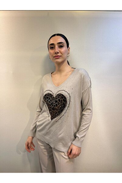 Park Moda V-Neck Leopard Heart Stone Detailed Loose Knitwear Sweater – Standa...