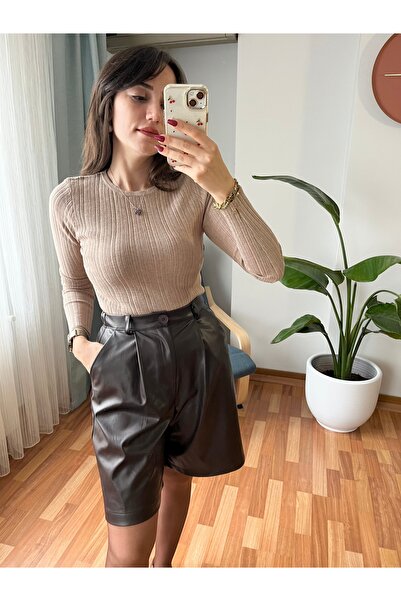 SADE ACI KAHVE DERİ ŞORT