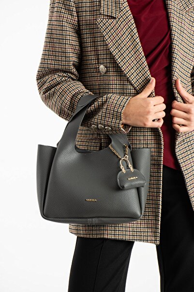 Paul Brand Geantă de umăr și de mână din piele moale, gri, cu volum mare, cu mini portofel Nova pentru femei, cu accesorii cu lanț