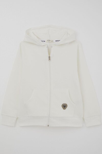 Breeze سترة للأولاد بسحاب وشعار مطبوع، للأعمار من 8 إلى 12 سنة، لون إكرو