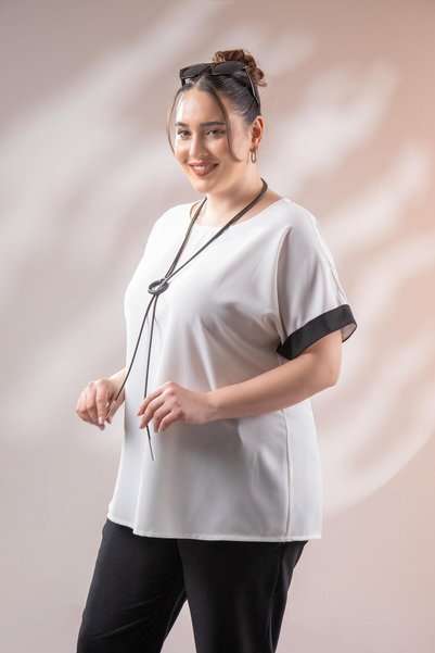 Roxxlen 1112049 Bluză neagră pentru femei, mărime mare, cu mâneci decorate