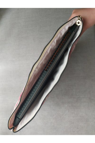 SevAte Handmade حافظة كمبيوتر محمول وماك بوك ودفتر ملاحظات للنساء بتصميم ثلاثي الأبعاد على شكل فيونكة وردية وقلب منقوش - مبطّن / محشو بالألياف