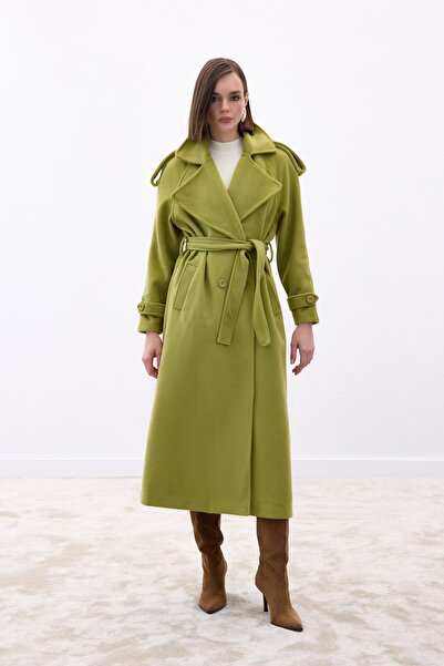 Butik Geniş Yaka Uzun Kaban