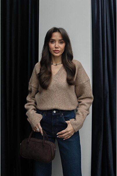 Havoş Dark Beige V-Neck Soft Textured Sweater