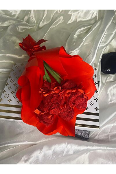 Lunahop 5’li Kırmızı Dantel Gül Buketi – Karışık Desenli İç Giyim (Külot) Seti | Özel Gün Hediyesi