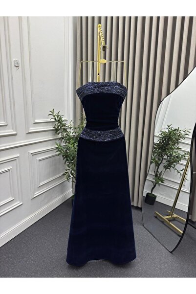 Boutique 219 navy blue velvet maxi dress