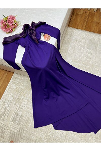 ALSAMAHA Soft Barbie dress on a gazar tail