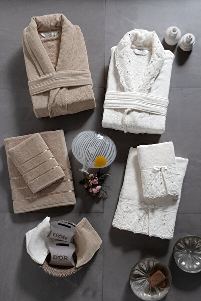 Mürdüm Home طقم روب حمام عائلي من إيليا مكون من 10 قطع - فاخر، طقم روب حمام مزين بالدانتيل + 2 مناشف و2 صابون كهدية، هدية زواج