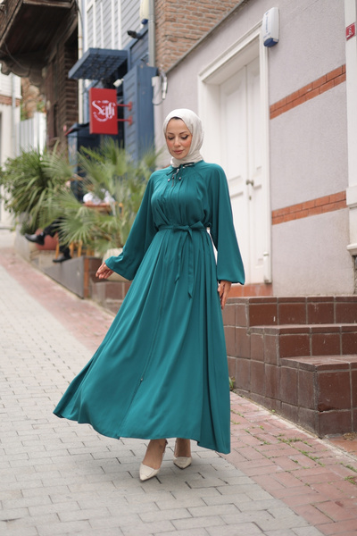 KADEEM BELIZ FERACE & Petrol