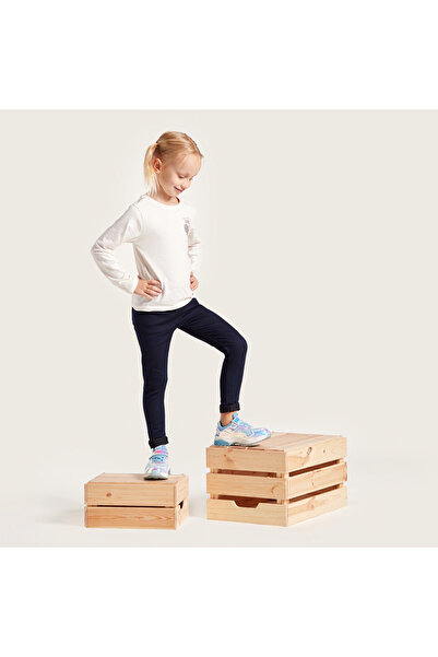 Juniors Solid Jeans with Button Closure