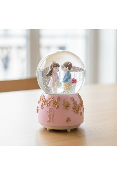 TakÇalıştır Sevgili Çift Figürlü Kar Küresi