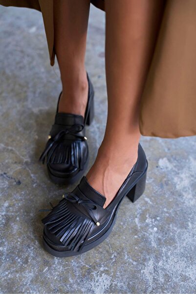 PELİN'İN AYAKKABILARI DAYES SİYAH DERİ MAKOSEN