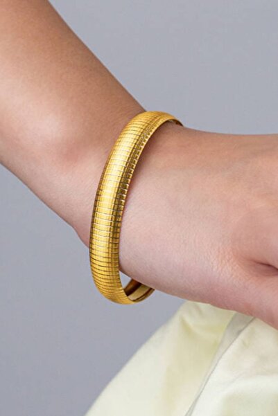 Çgk Çiğdem Gürel Kuyumculuk 8K Altın Çizik Desenli Klasik Bilezik – Gösterişl...