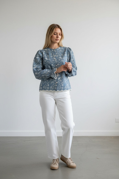 Else İşlemeli kolar fırfırlı gömlek