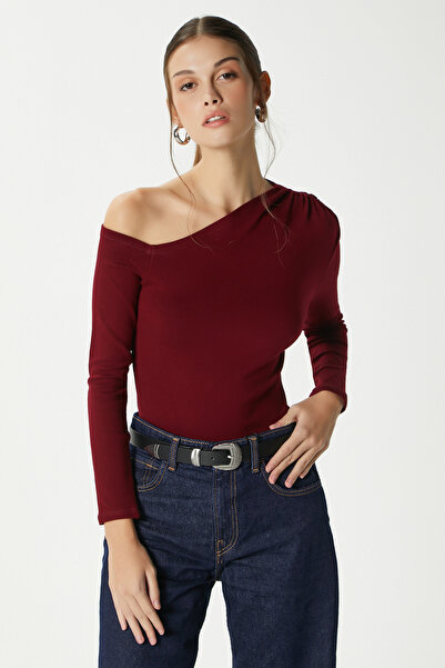 Ritnice Women's Maje Lux Touch Shoulder Detail Burgundy Blouse