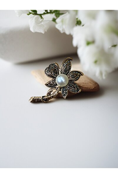 FAYRA ACCESSORIES Çiçek Figürlü İnci Yaka İğnesi Broş
