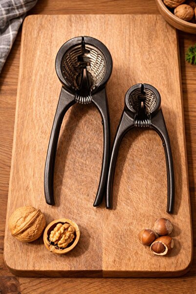 Funny Life Set of 2 Sturdy Cast Walnut and Hazelnut Crackers |   Ergonomic and Stylish Design