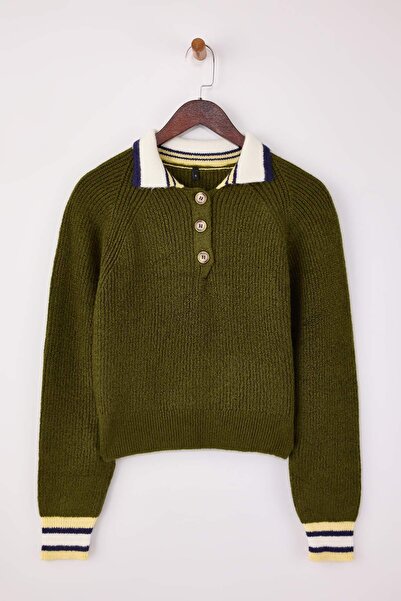 Trendyol Collection Khakifarbener, weich strukturierter Farbblock-Strickpullover TWOAW26KZ00285