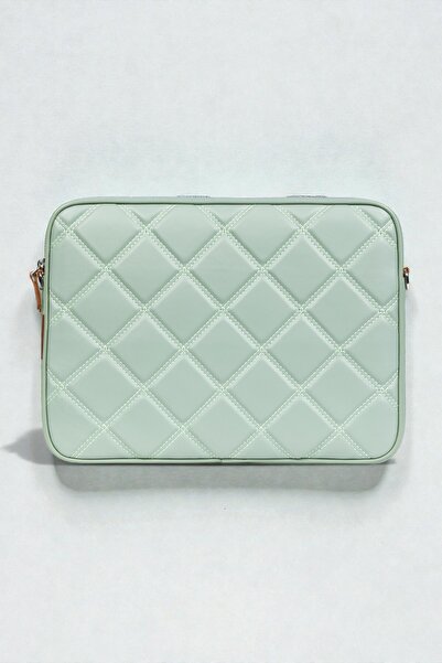 deridense Quilted Laptop Case 15.6 & 16 Inch Mint Green