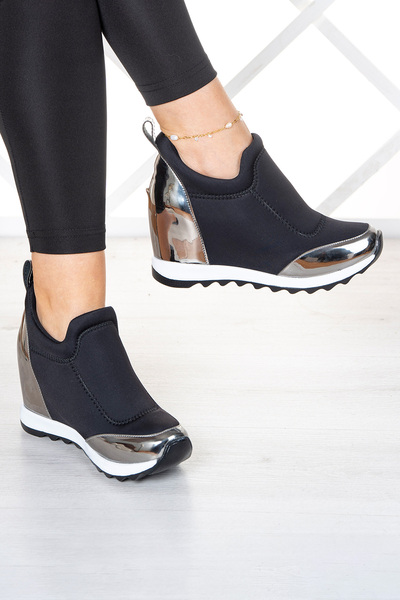 Erkan Saçmacı حذاء أناستازيا بلاتينيوم من الجلد اللامع ذو كعب مخفي وقابل للتمدد من الأمام للاستخدام اليومي