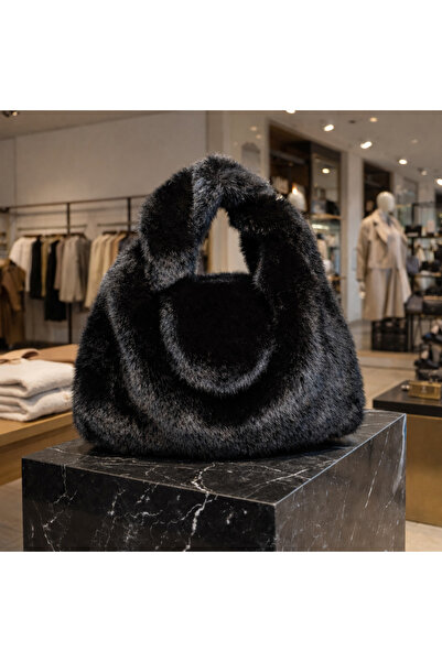 Axesoire NWC-038 Peluş Siyah Çanta 20x32 cm