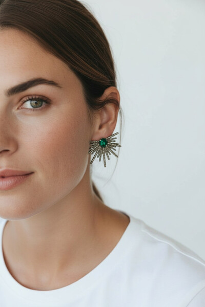 Alyas Aksesuar أقراط أنيقة بنمط الجناح المرصع بالأحجار