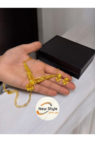 NEW STYLE متجر نيو ستايل يقدم طقم اكسسوار شبيه وبديل للذهب يأتي بعلبة - انظر ...