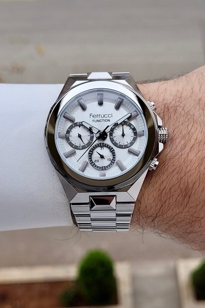 Ferrucci Metallic Color 2 Years Warranty 43 mm Gauges Active Men's Wristwatch