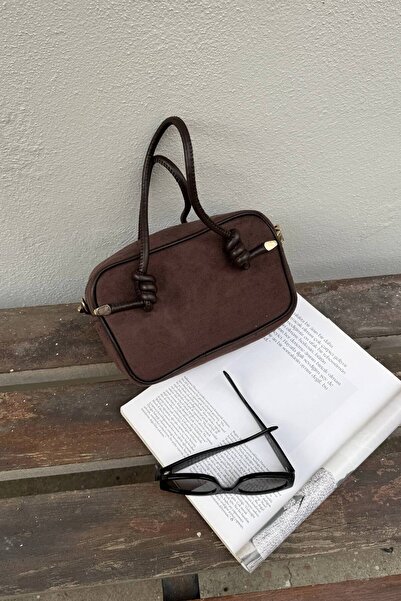 Melos Butik Дамска чанта за ръка и рамо от суед с детайли от горчив кафе