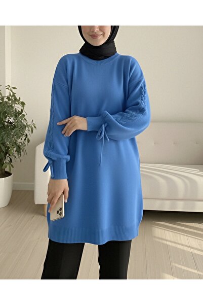 HİJABAYA Πλεκτό πουλόβερ με στρογγυλό λαιμό και λεπτομέρεια πλεξίματος