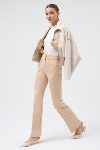 Rays Μπεζ Πλεκτό Παντελόνι ίσιο κοπής με ραφές με ραβδώσεις στη μέση TCR-6873A