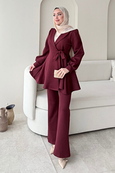 Tesettür Diyarı طقم حجاب نسائي شتوي من قماش السكوبا مع ربطة عنق - لون بورجوندي