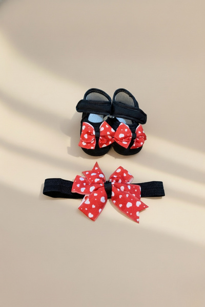 Genel Markalar Siyah Kırmızı Fiyonk Detay Bandanalı Yenidoğan Patik