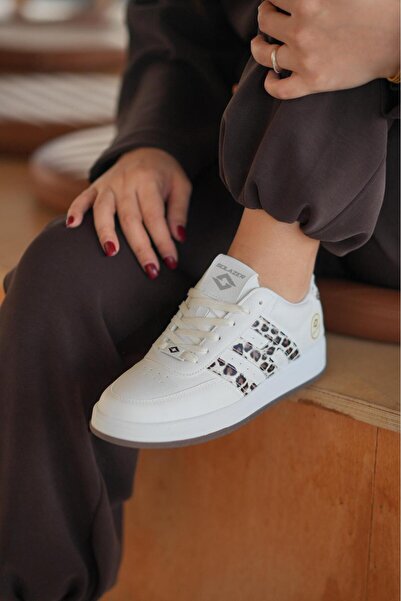 SOLAZER Kadın Bej Leopar Sneaker Günlük Spor Ayakkabı 037