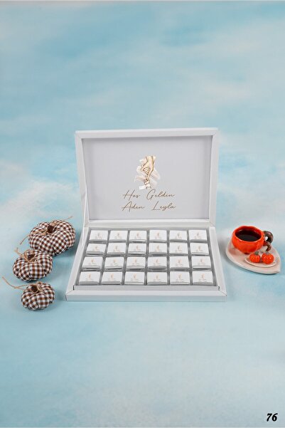 KAKAO AĞACI 70 Adet Karton Kutuda Erkek Bebek Çikolatası